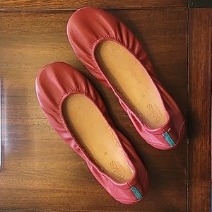 Tieks size 8 Cardinal Red, like new